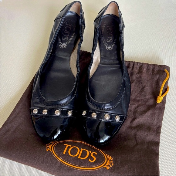 Tod's Shoes - Tod’s Black Leather Ballet Flats Black Patent Leather Toe w/Shoe Bag - Size 9